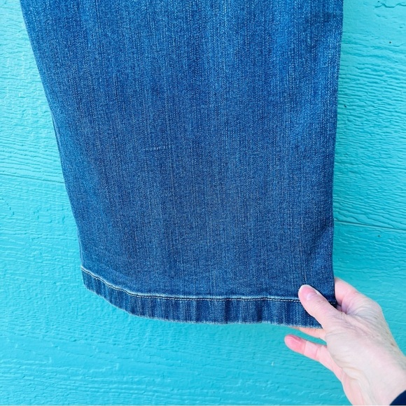 PEACE LOVE WORLD WIDE LEG BLUE JEANS BUTTON LEG SIZE 18WP EUC - Picture 7 of 13